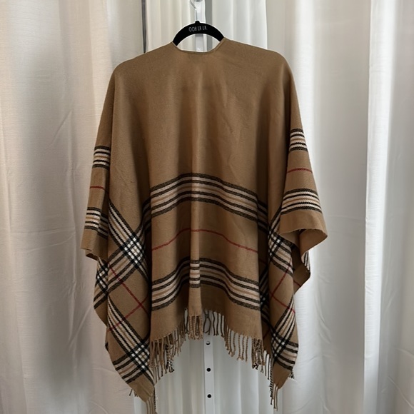 Plaid Poncho Fringe Pullover Shawl Open Arm Plus Size One Size - Picture 3 of 5